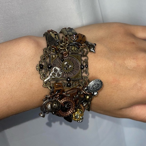 Beautiful vintage bracelet with a watch - Picture 2 of 10